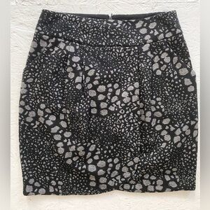 Cozy paneled tulip skirt